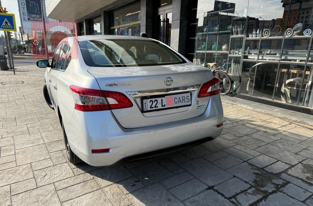 نيسان سنترا